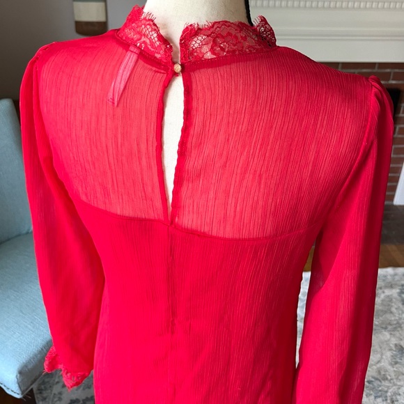 Xhileration | Lacy Dress - Picture 10 of 13